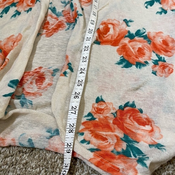 Painted Threads floral Dolman Kimono - Picture 5 of 7